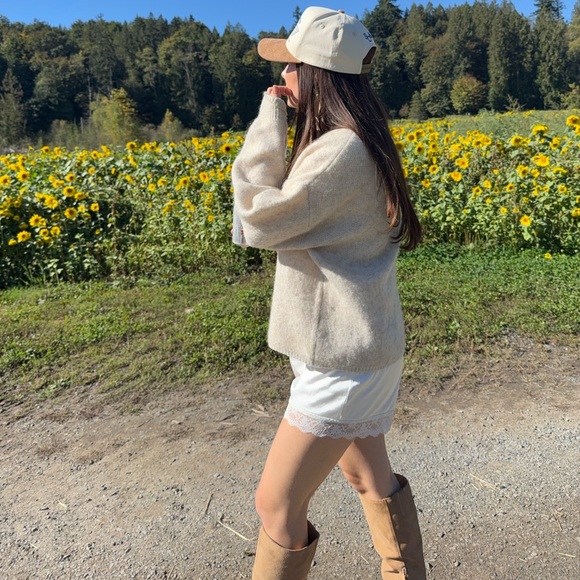 Hii I’m Mia (Maya) - Picture 2 of 6